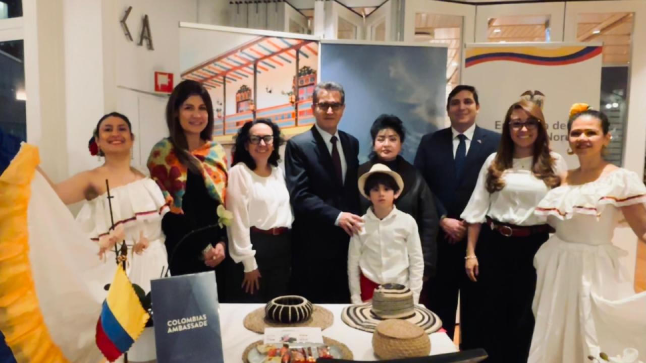 Embajada de Colombia en Noruega destaca exitoso balance en la feria de turismo Cruisemessen 2026